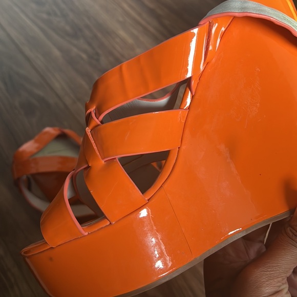 Orange VeraWang Lavender sandals - Picture 5 of 8